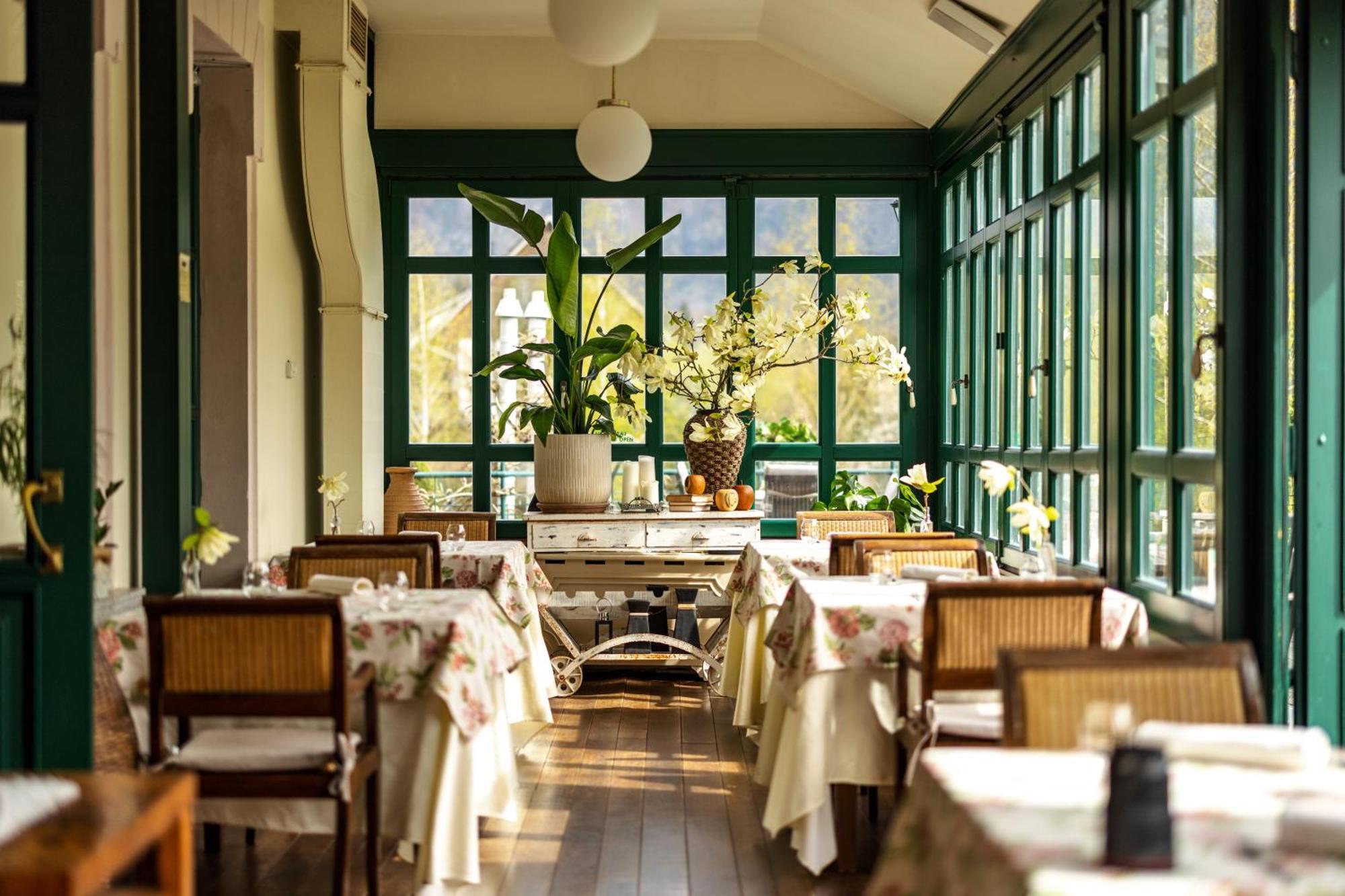 Boutique Hotel Dobra Vila โบเว็ก ภายนอก รูปภาพ