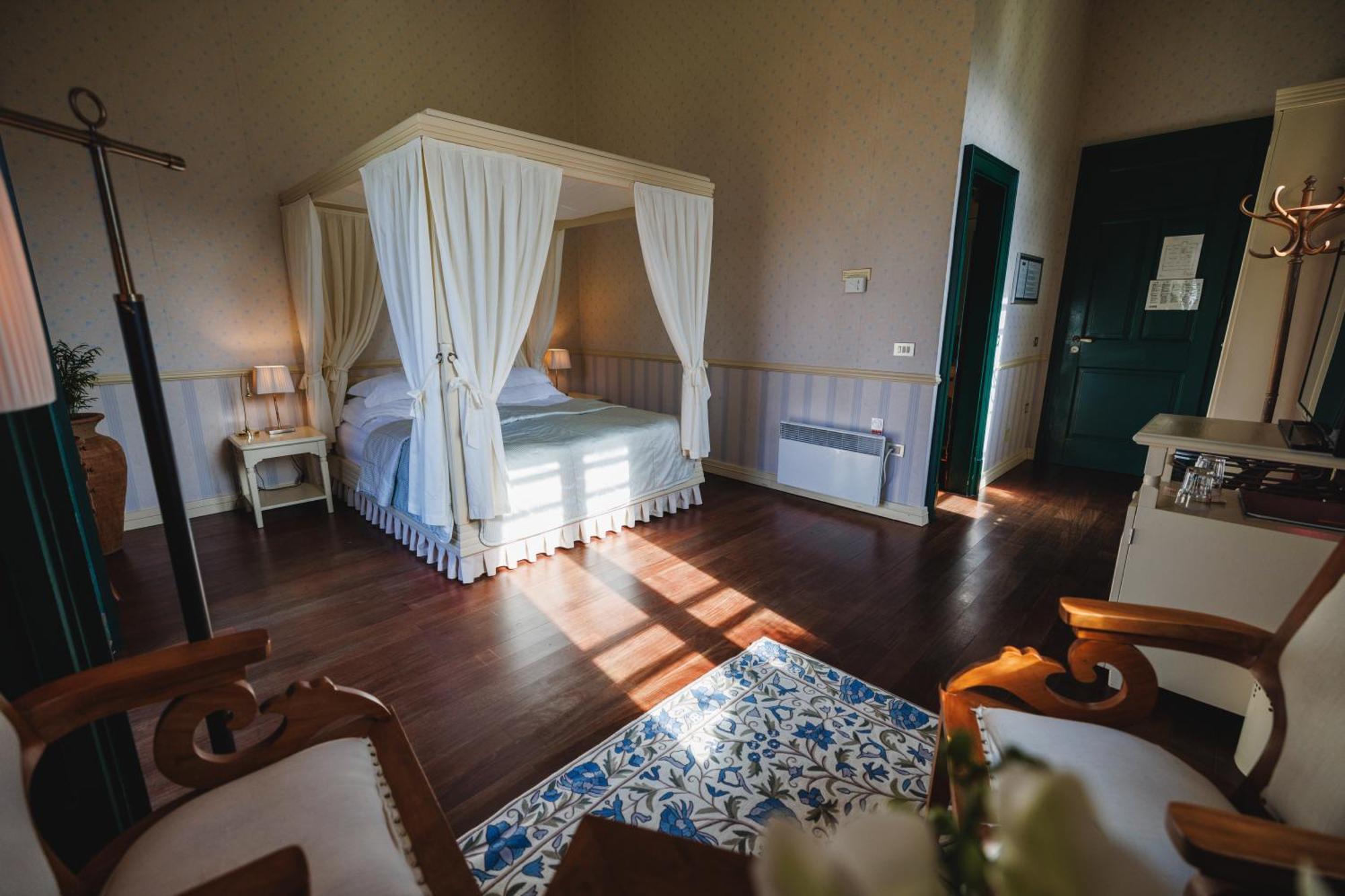 Boutique Hotel Dobra Vila โบเว็ก ภายนอก รูปภาพ