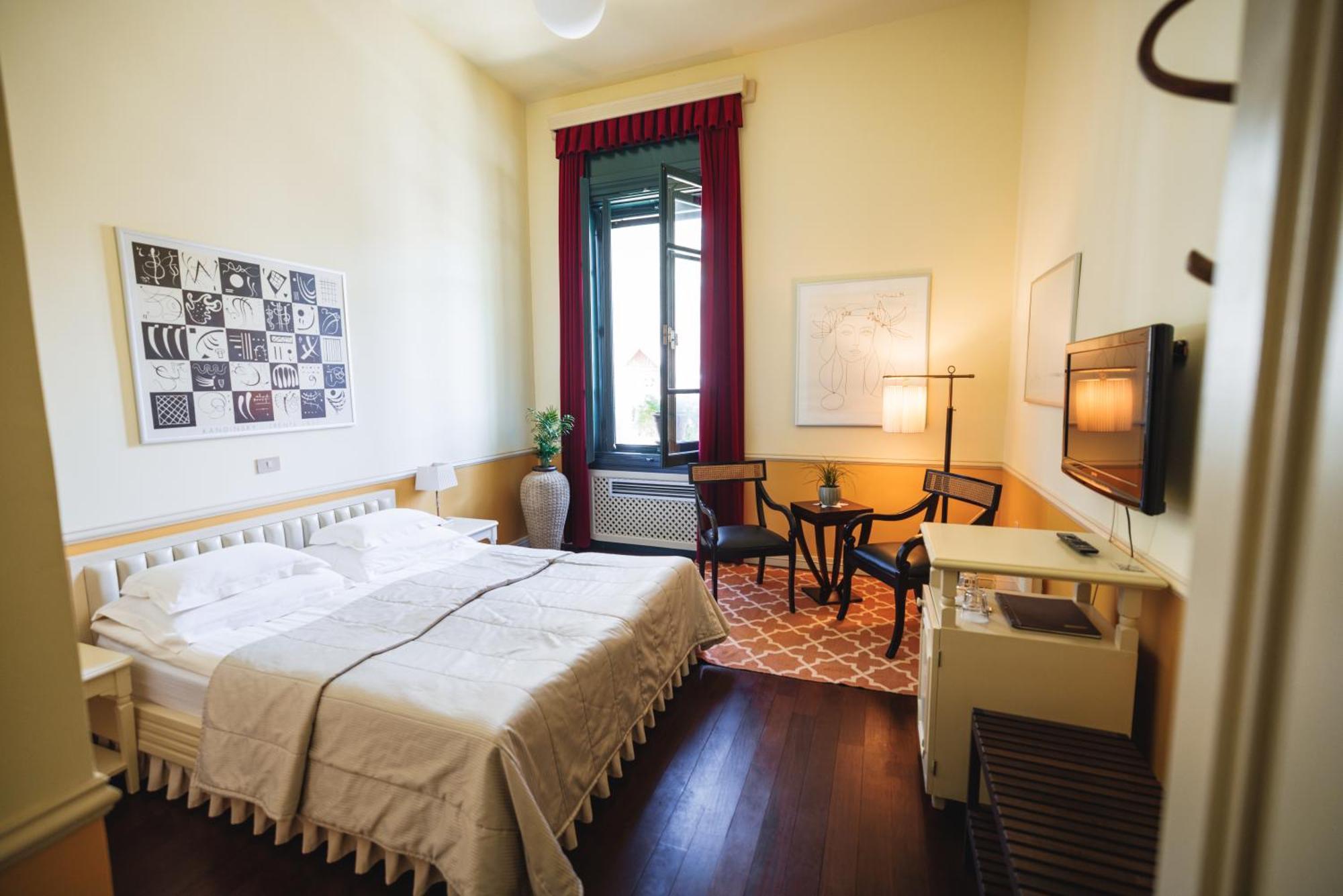 Boutique Hotel Dobra Vila โบเว็ก ภายนอก รูปภาพ